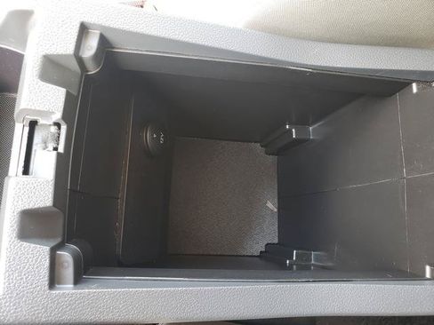Used 2017 Ford Escape SE AWD/4WD image 23