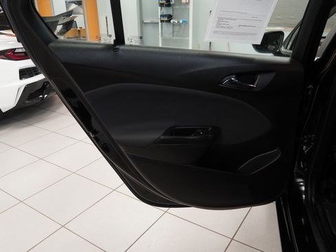 Used 2019 Chevrolet Cruze LT image 22