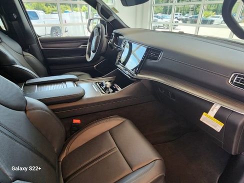 New 2024 Jeep Wagoneer Series II w/ Convenience Group I AWD/4WD image 18