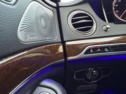 Used 2014 Mercedes-Benz S 550 Sedan image 99