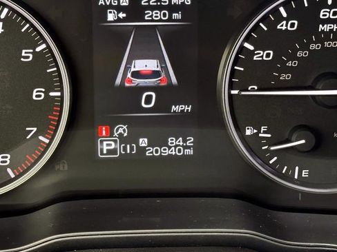 Used 2024 Subaru Crosstrek 2.0i Premium w/ Popular Package #3 image 21