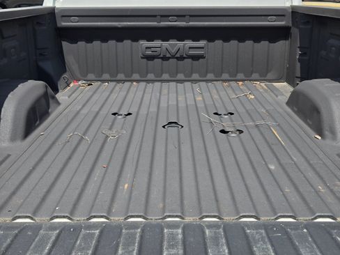 Used 2025 GMC Sierra 2500 Denali AWD/4WD image 33