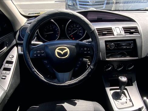 Used 2012 MAZDA MAZDA3 i Touring FWD image 14