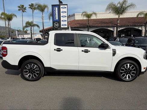 Certified 2024 Ford Maverick Lariat image 9