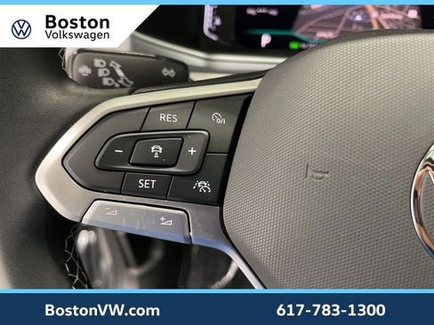 Used 2025 Volkswagen Taos SEL w/ Black Wheel Plus Package image 17