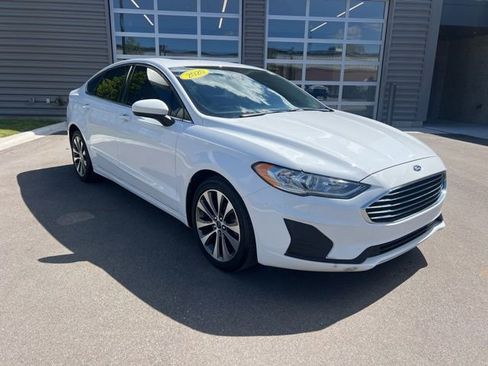 Used 2020 Ford Fusion SE AWD/4WD image 3