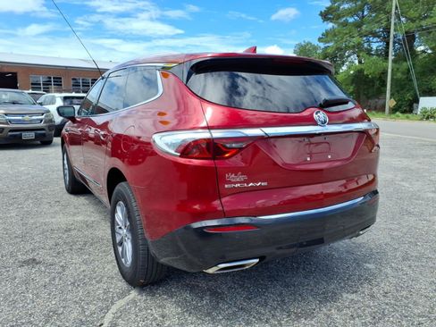 Used 2023 Buick Enclave Essence FWD image 4