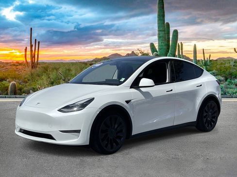 Used 2022 Tesla Model Y Performance AWD/4WD image 7