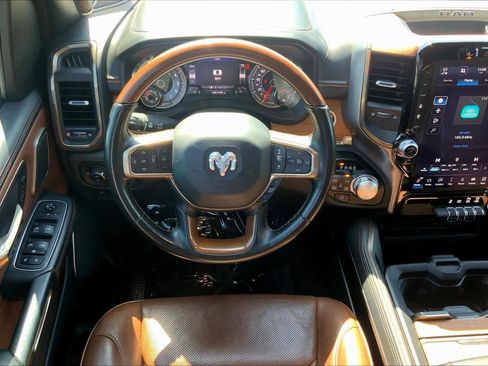 Used 2022 RAM 1500 Limited AWD/4WD image 6
