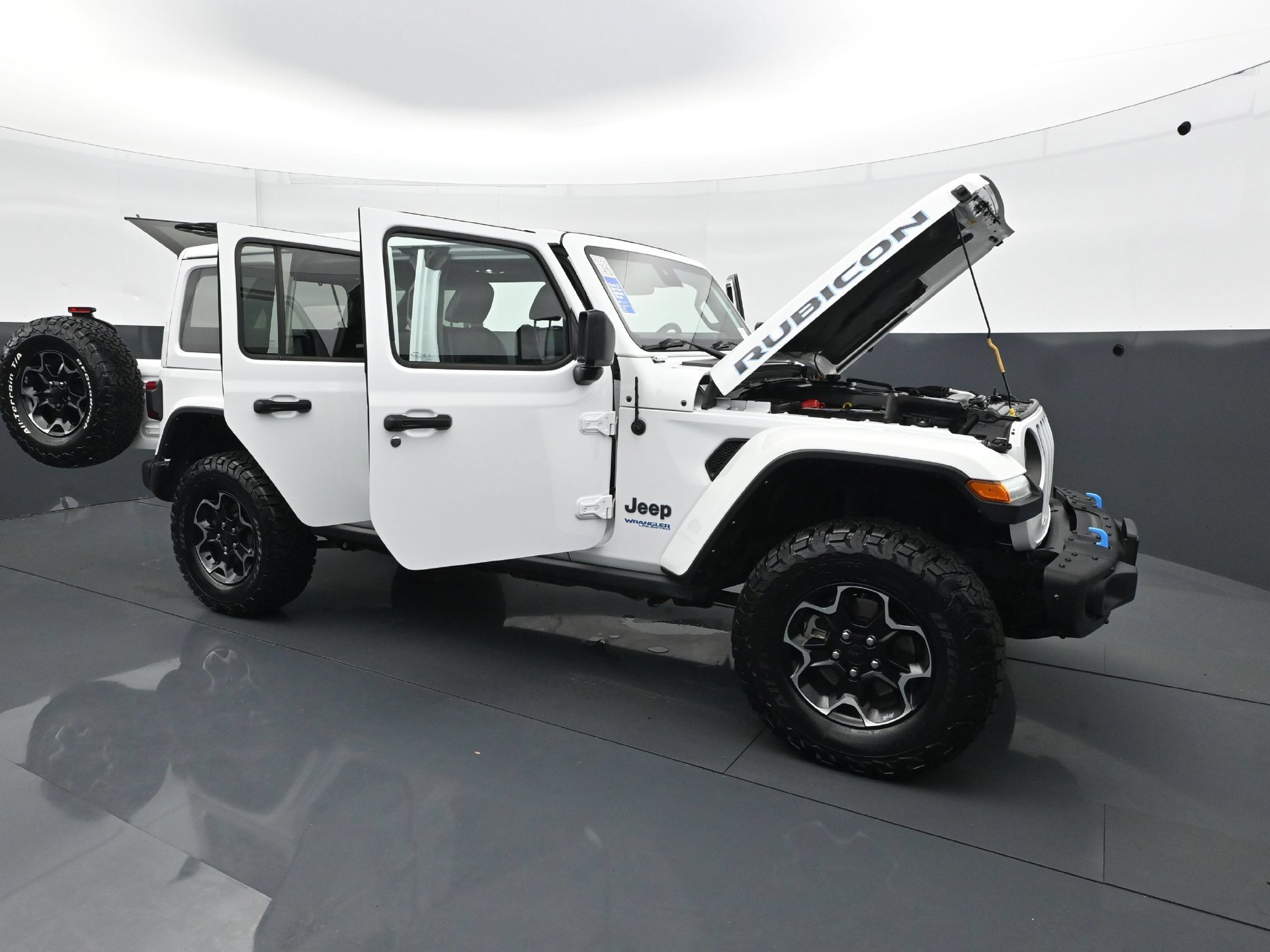 Used 2021 Jeep Wrangler Unlimited Rubicon 4xe w/ Steel Bumper Group AWD/4WD image 34