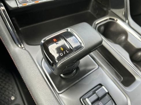 Used 2023 GMC Sierra 1500 AT4 w/ AT4 Premium Package image 30