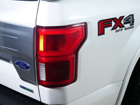 Used 2018 Ford F150 Platinum w/ Equipment Group 701A Luxury AWD/4WD image 17