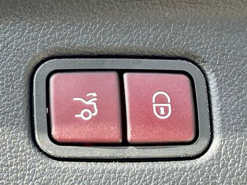 Certified 2023 Mercedes-Benz S 500 4MATIC image 53