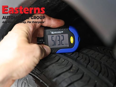 Used 2025 Jeep Compass Limited AWD/4WD image 26