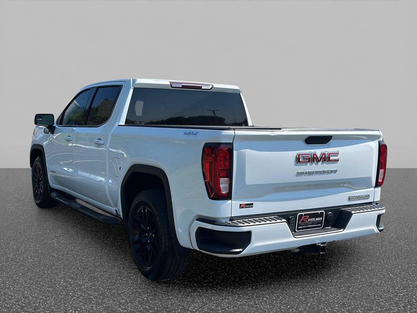 Certified 2020 GMC Sierra 1500 Elevation w/ Elevation Value Package AWD/4WD image 3
