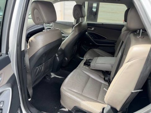Used 2017 Hyundai Santa Fe FWD w/ Cargo Package image 11