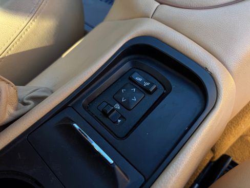Used 2005 Maserati Coupe Cambiocorsa RWD image 32