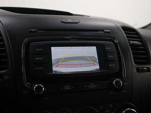 Used 2018 Kia Forte LX w/ LX Rear Camera Package FWD image 26