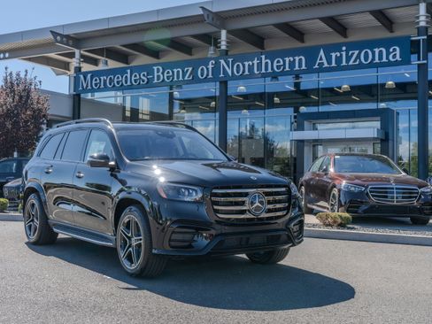 New 2026 Mercedes-Benz GLS 450 4MATIC image 1