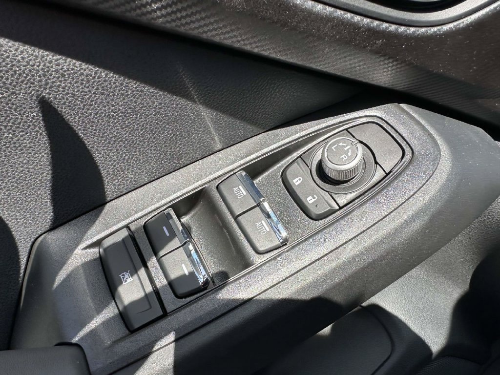 New 2026 Subaru Crosstrek 2.5i Limited AWD/4WD image 32