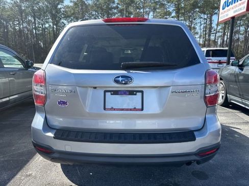 Used 2014 Subaru Forester 2.5i Premium w/ All-Weather Package image 5