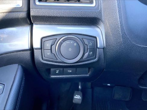 Used 2017 Ford Explorer Sport w/ Equipment Group 401A AWD/4WD image 36