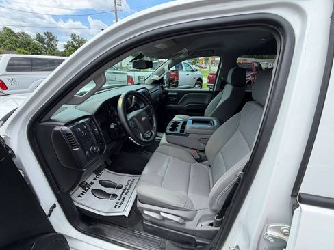 Used 2019 Chevrolet Silverado 2500 W/T AWD/4WD image 14