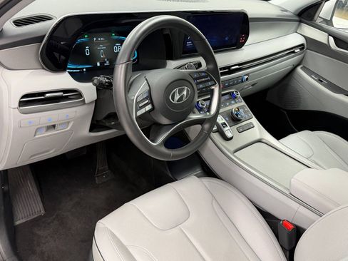 Used 2025 Hyundai Palisade SEL AWD/4WD image 3