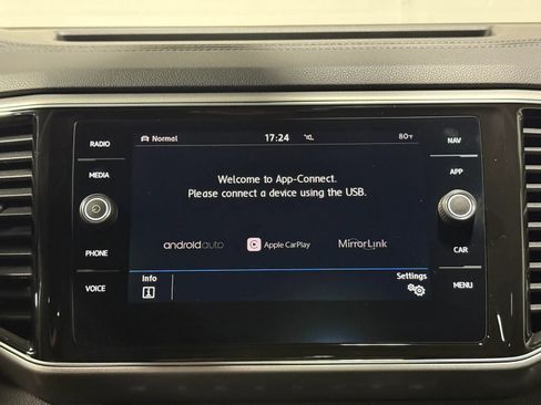 Used 2019 Volkswagen Atlas SEL AWD/4WD image 38