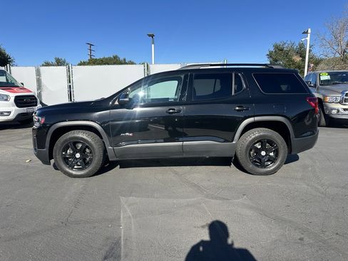 Used 2021 GMC Acadia AT4 w/ Technology Package image 2