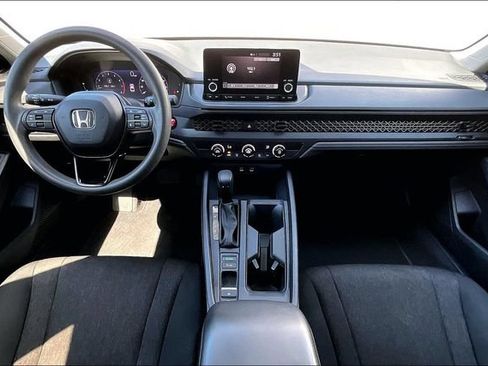 Used 2024 Honda Accord LX image 15