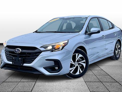 Used 2025 Subaru Legacy Premium image 11