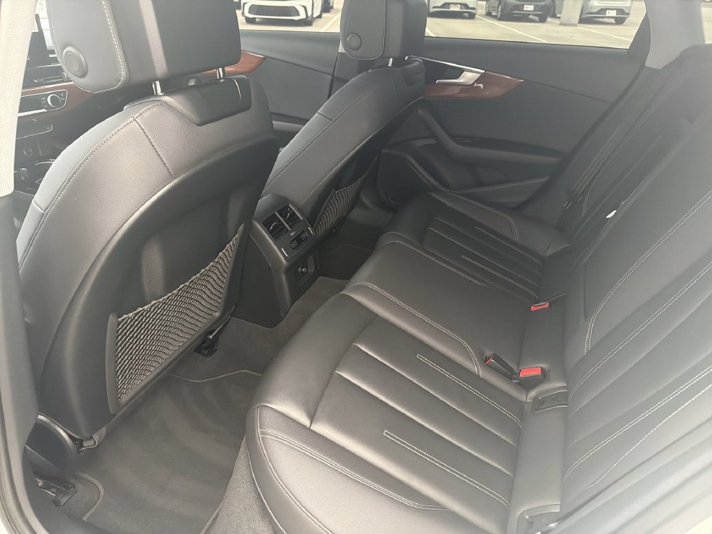 Used 2022 Audi A4 2.0T Premium AWD/4WD image 29