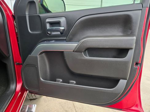 Used 2018 Chevrolet Silverado 1500 LT w/ Texas Edition image 28