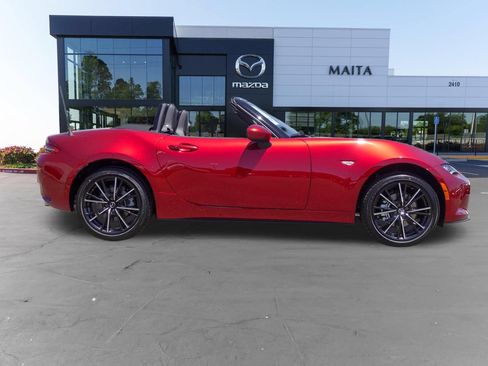New 2026 MAZDA MX-5 Miata Grand Touring w/ Weather Package RWD image 2