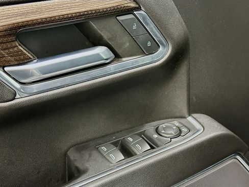 Used 2023 Chevrolet Silverado 1500 LT image 15