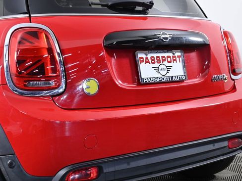 Certified 2023 MINI Cooper SE image 8