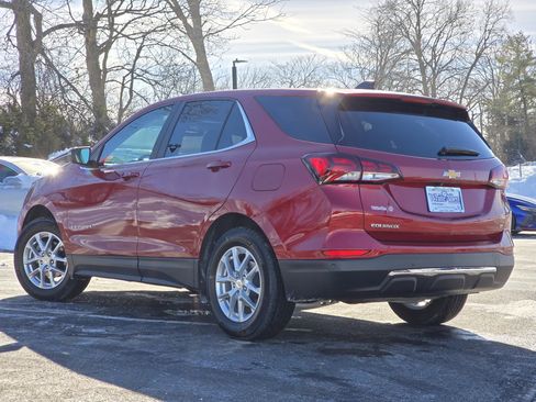 Used 2022 Chevrolet Equinox LT image 19