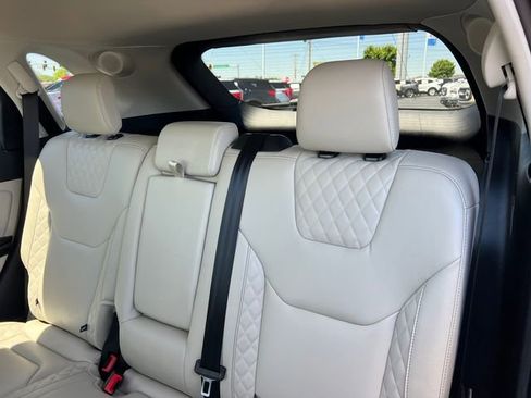 Used 2024 Ford Edge Titanium AWD/4WD image 25