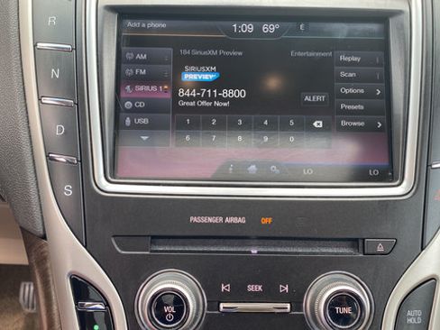 Used 2016 Lincoln MKX Reserve w/ Driver Assistance Package AWD/4WD image 15