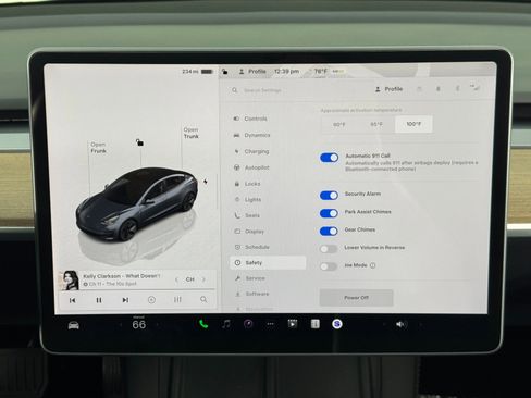 Used 2023 Tesla Model 3 Standard Range image 30