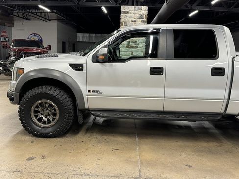 Used 2014 Ford F150 Raptor w/ Equipment Group 801A Luxury AWD/4WD image 5