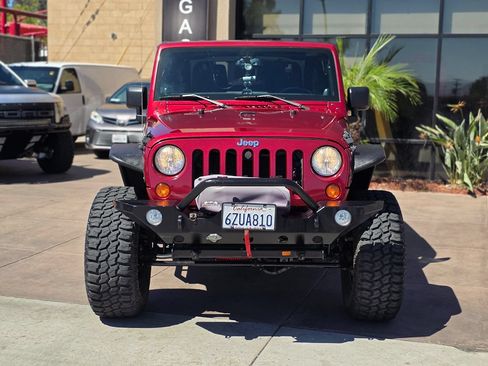 Used 2013 Jeep Wrangler Rubicon w/ PWR Convenience Group AWD/4WD image 4