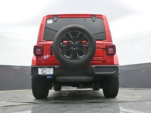 Used 2023 Jeep Wrangler Unlimited Sahara w/ Cold Weather Group AWD/4WD image 58