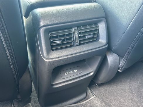 Used 2024 Honda CR-V EX-L image 19