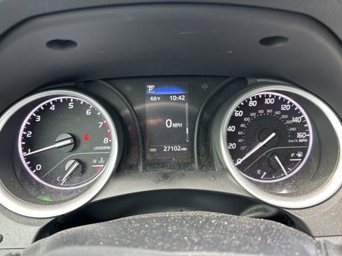 Used 2024 Toyota Camry LE image 10