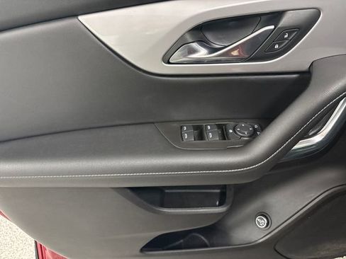 Used 2024 Chevrolet Blazer LT w/ Midnight/Sport Edition image 11