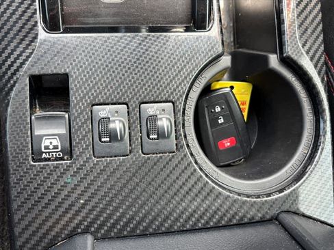 Used 2024 Toyota 4Runner TRD Off-Road Premium w/ Moonroof Package AWD/4WD image 18