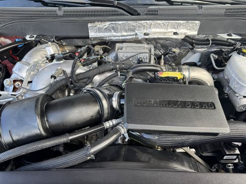 Used 2018 Chevrolet Silverado 2500 LTZ w/ Duramax Plus Package AWD/4WD image 37