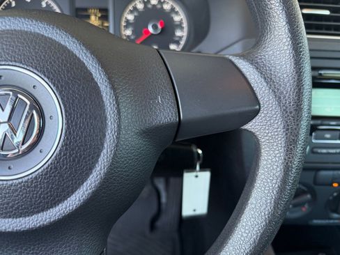 Used 2012 Volkswagen Jetta S FWD image 19